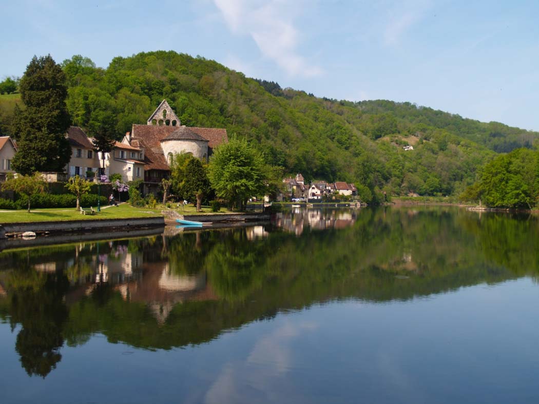 beaulieu sur dordogne huttopia